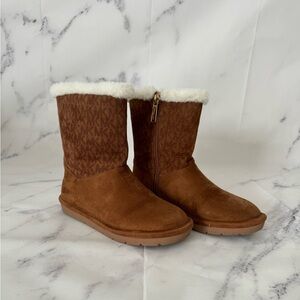 Used Girls Size 1 Michael Kors Faux Suede Booties